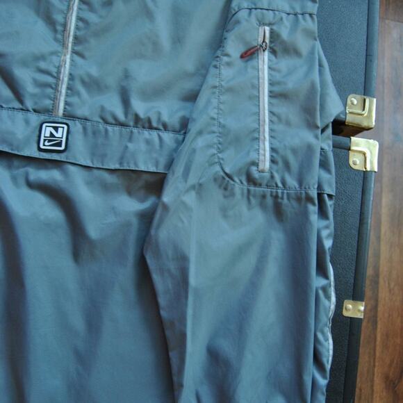 Large Vintage Nike Rain Jacket with Hideaway Hoodie Gray Red - Picture 4 of 14